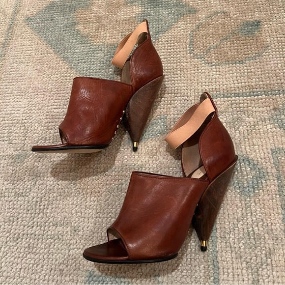 Givenchy Paris Brown Leather Studded Wooden Cone High Heels | Size 6 - Picture 5 of 8